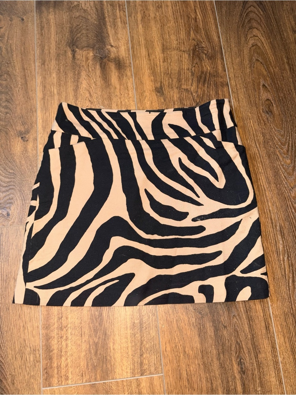 Ann Taylor LOFT Tan & Black Zebra Print Canvas Mini Skirt Size 4